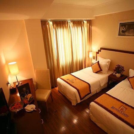 Royal Gate Hotel Hanoi Buitenkant foto