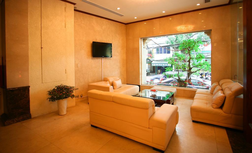 Royal Gate Hotel Hanoi Buitenkant foto