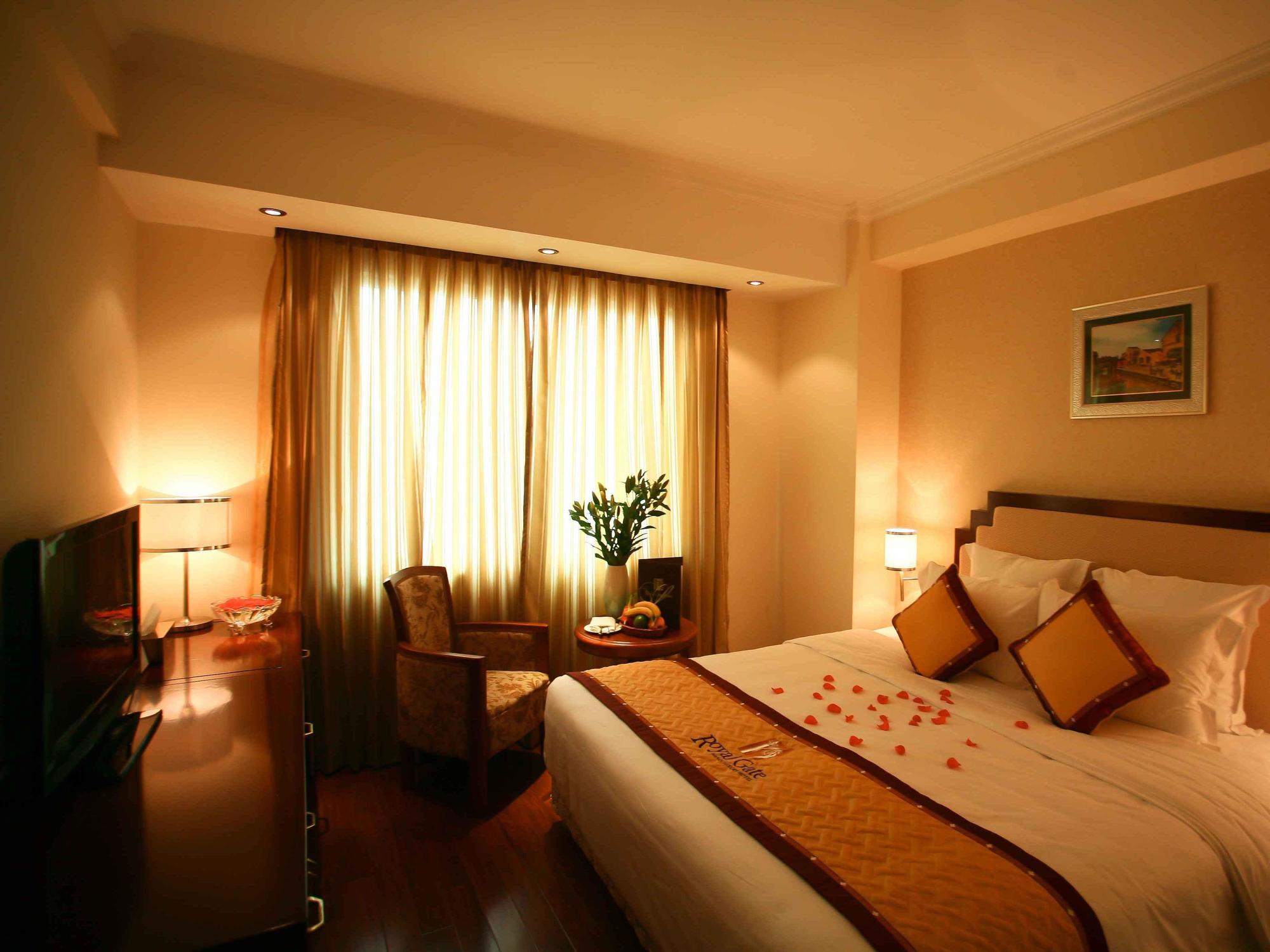 Royal Gate Hotel Hanoi Buitenkant foto