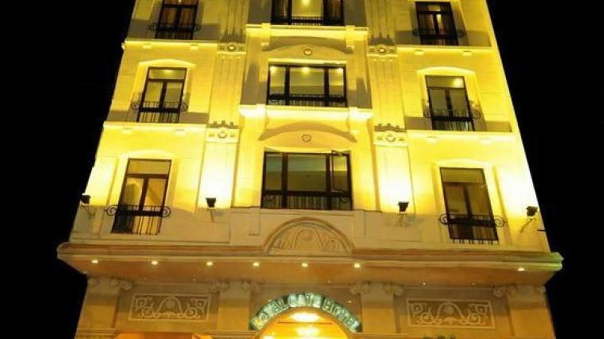 Royal Gate Hotel Hanoi Buitenkant foto