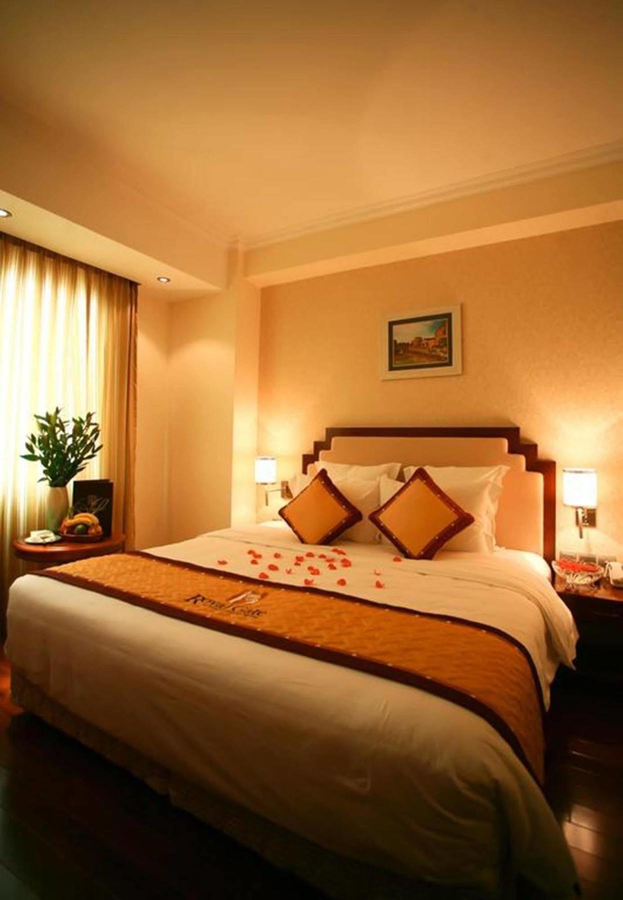 Royal Gate Hotel Hanoi Buitenkant foto